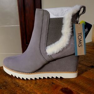 Toms Wedge NEW